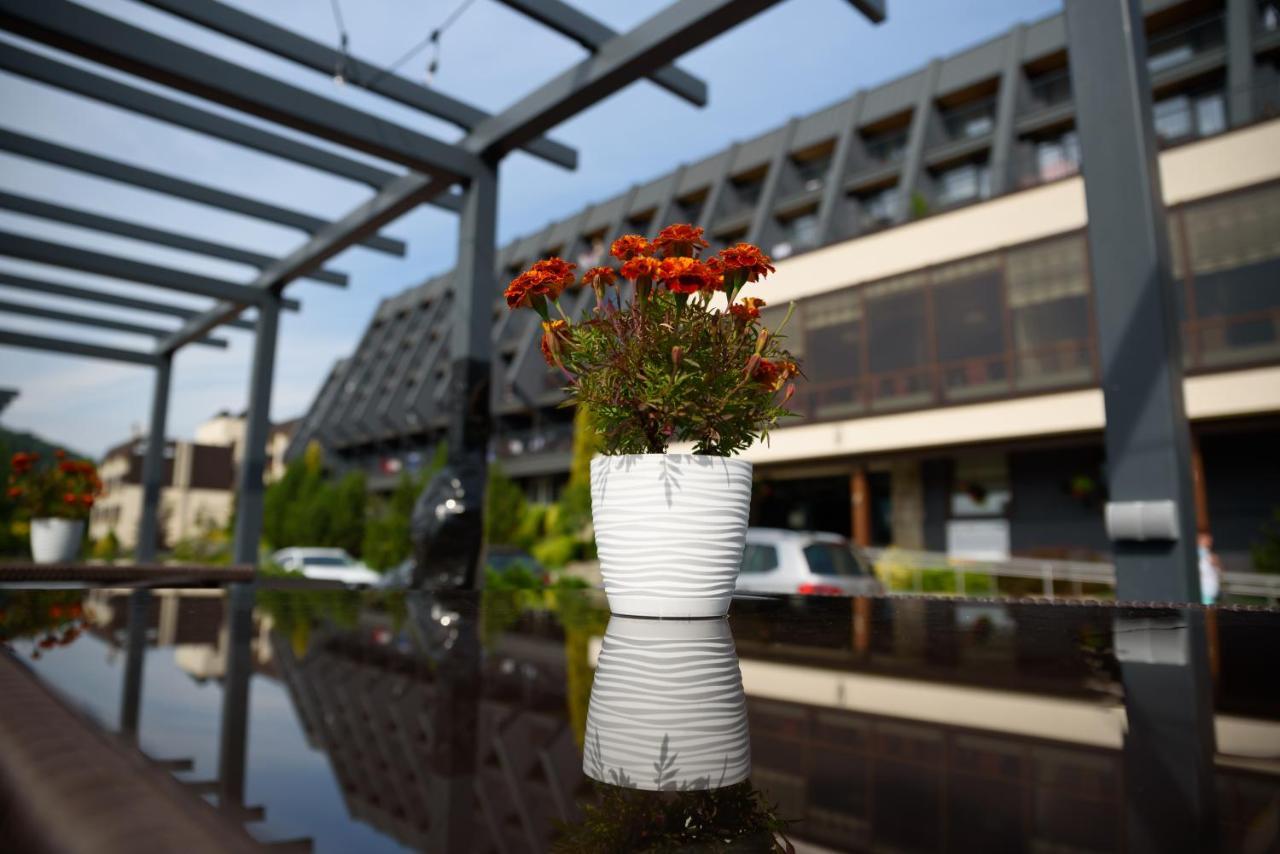Hotel Spa Budowlani Szczawnica Kültér fotó