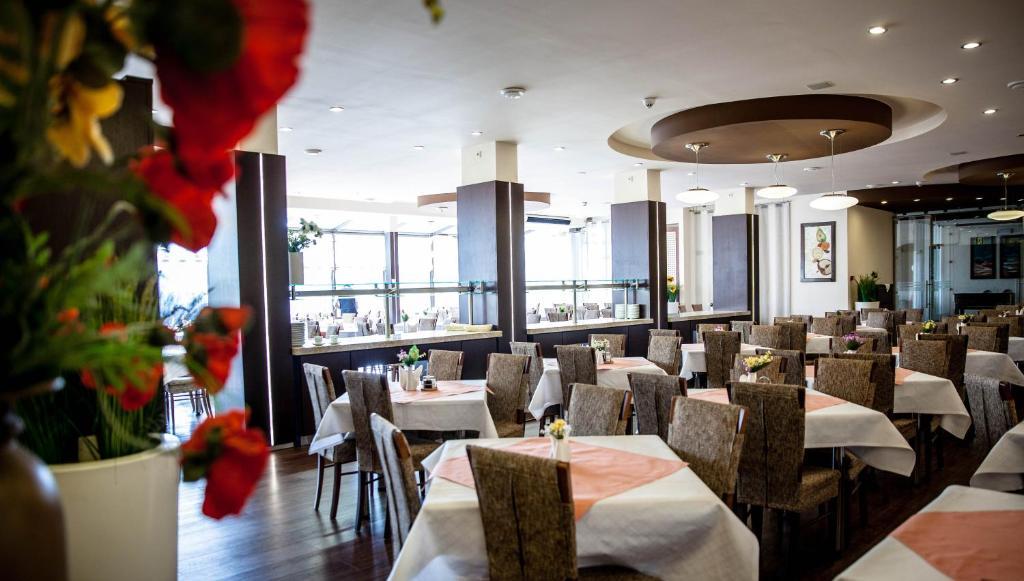 Hotel Spa Budowlani Szczawnica Kültér fotó